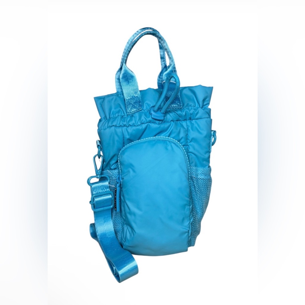 Wildfox Puffer Crossbody Bag in blue,great for water bottles
